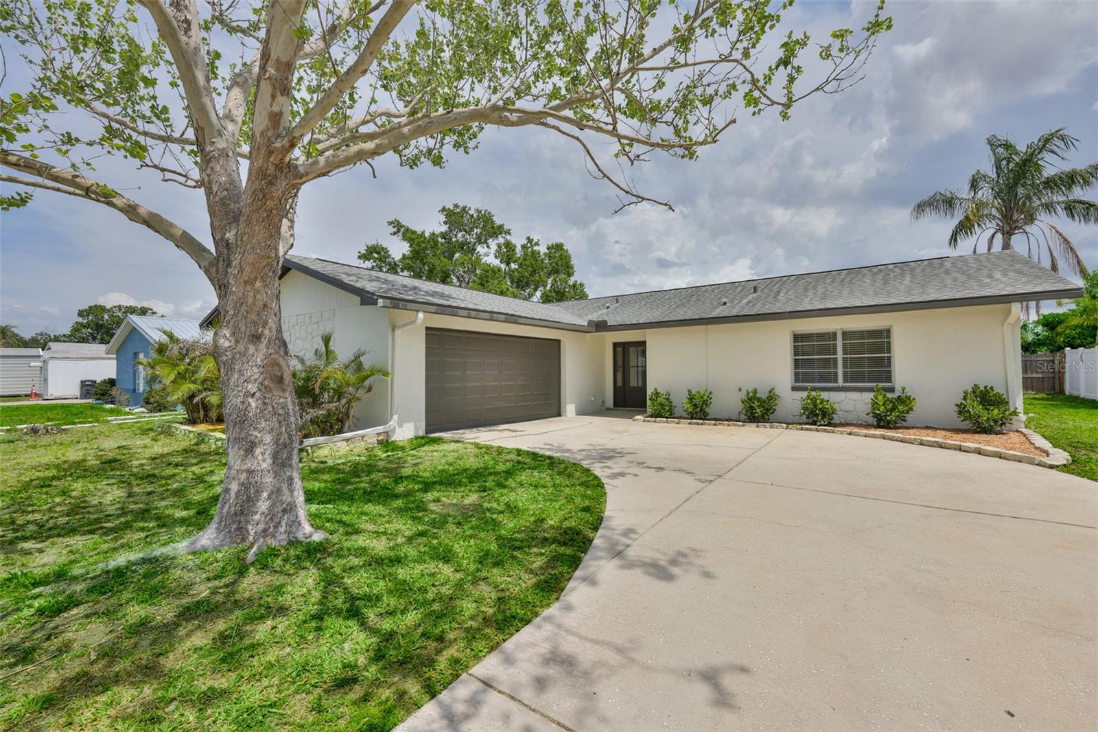 APOLLO BEACH UNIT FOUR - Residential