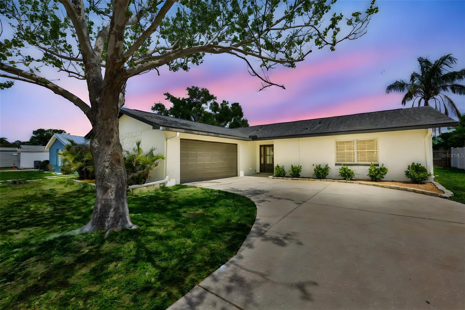 APOLLO BEACH UNIT FOUR - Residential