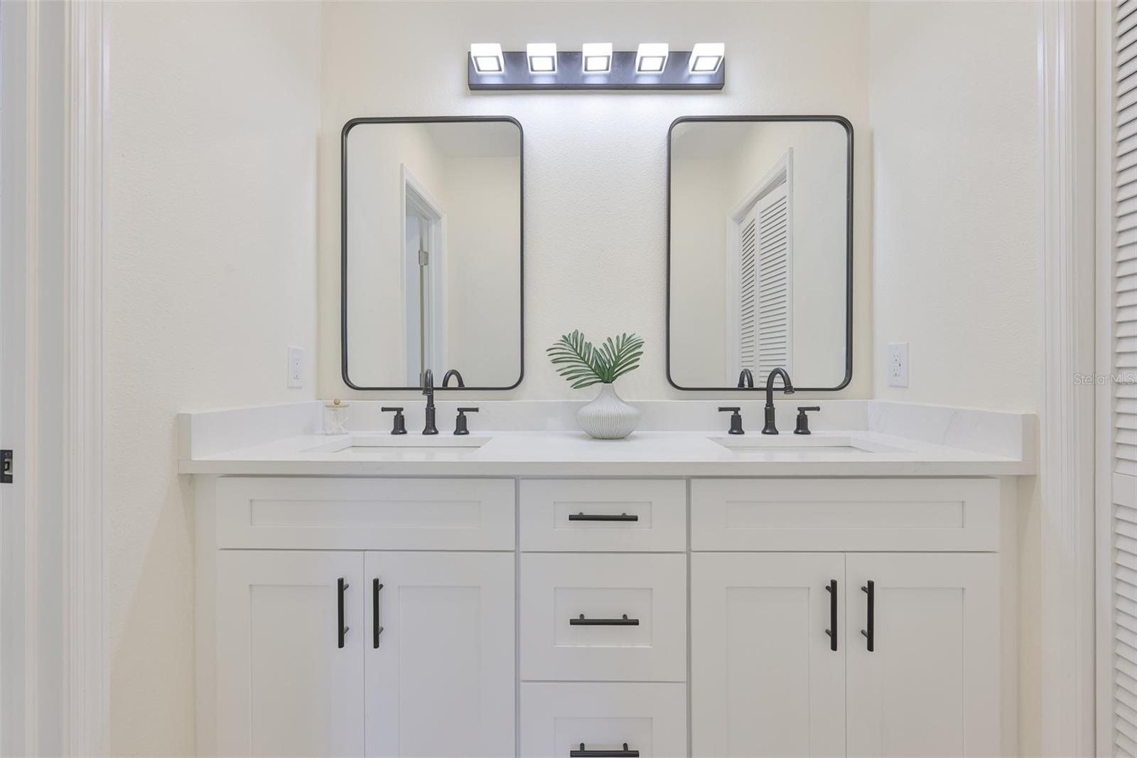 APOLLO BEACH UNIT FOUR - Residential