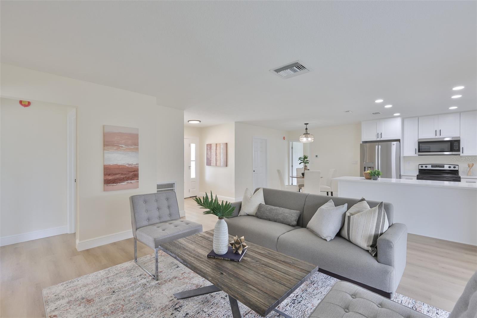 APOLLO BEACH UNIT FOUR - Residential