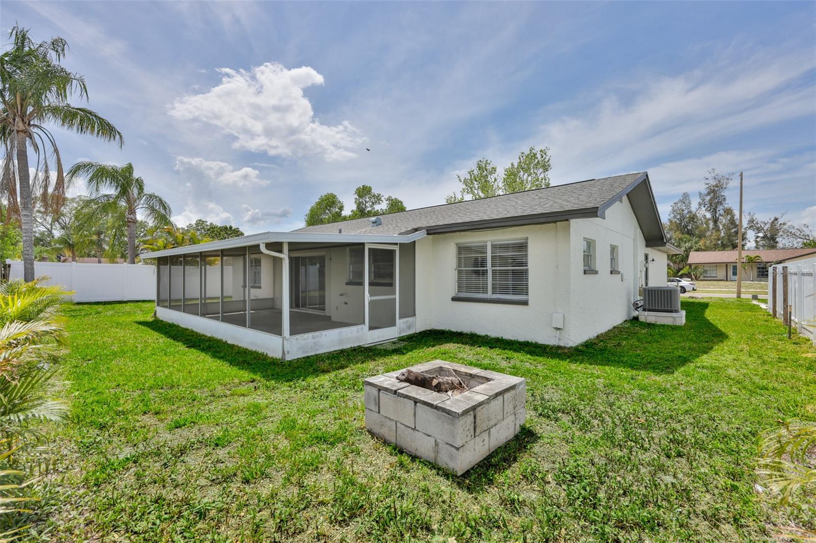 APOLLO BEACH UNIT FOUR - Residential