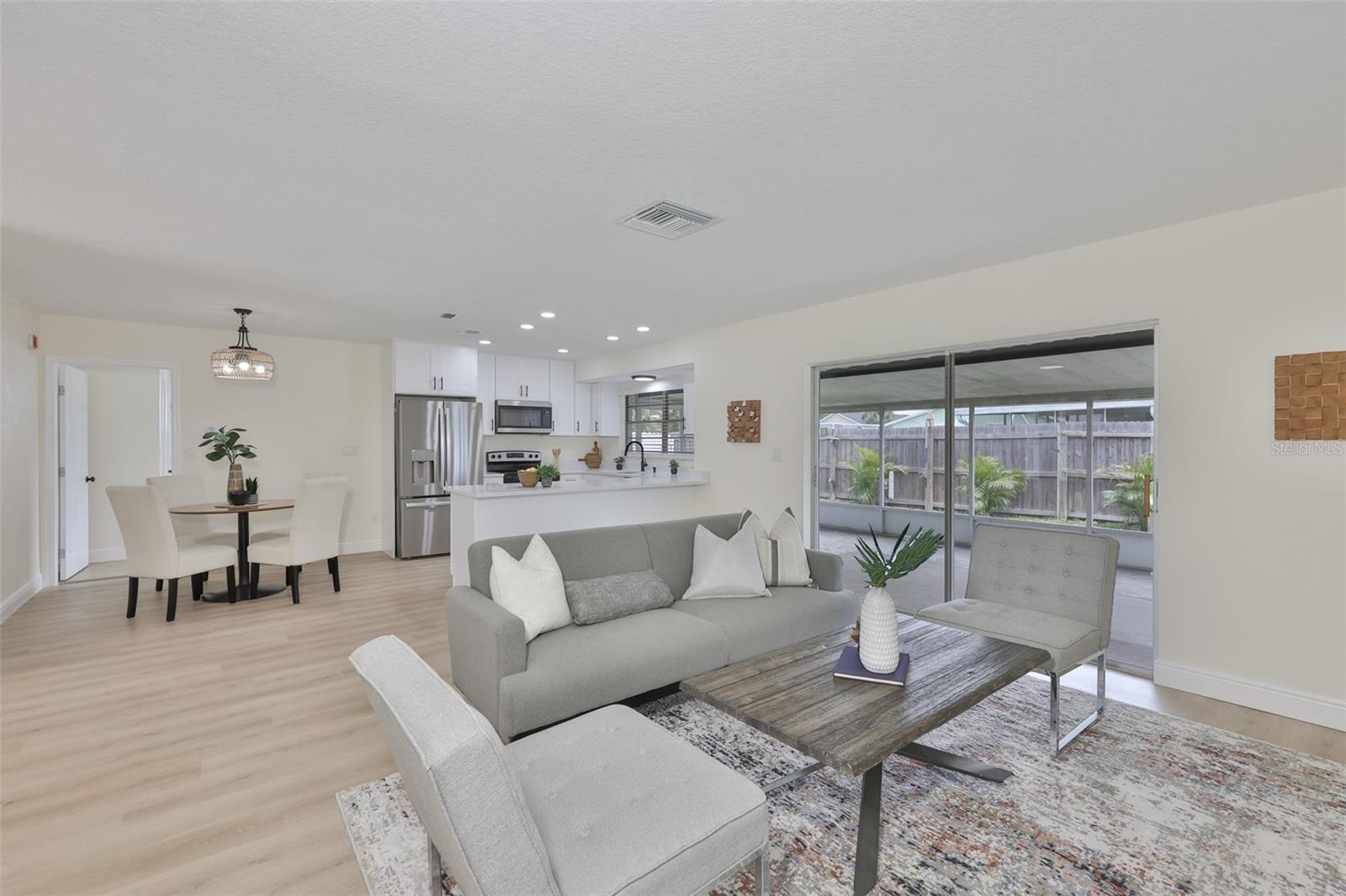 539 RED MANGROVE LANE, APOLLO BEACH, FL, 33572 4 539 RED MANGROVE LANE