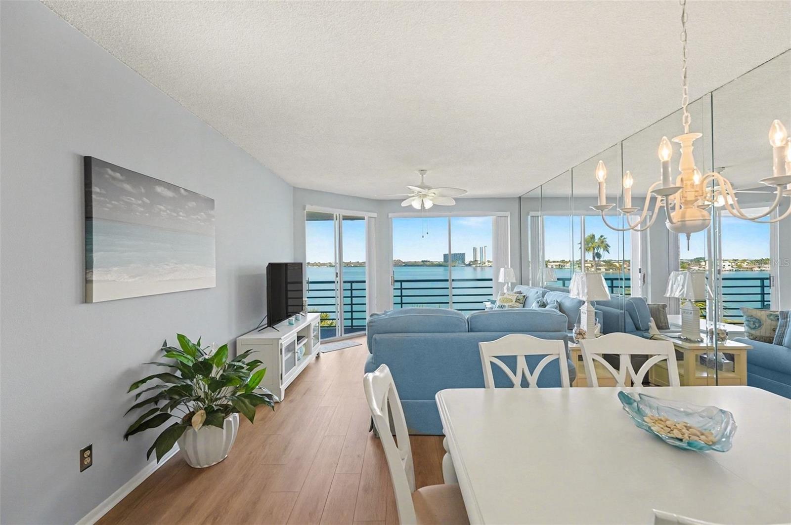 CORAL POINTE - Residential