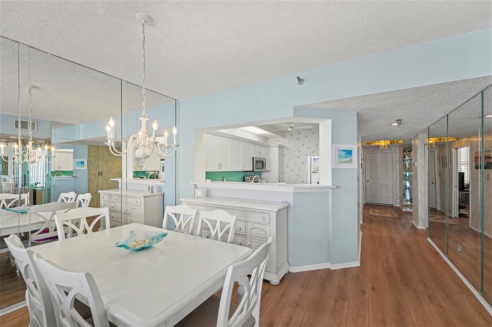 CORAL POINTE - Residential