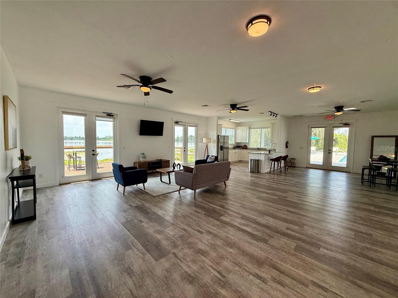 BOUNT & WHITLEDGE SUB - Residential Lease