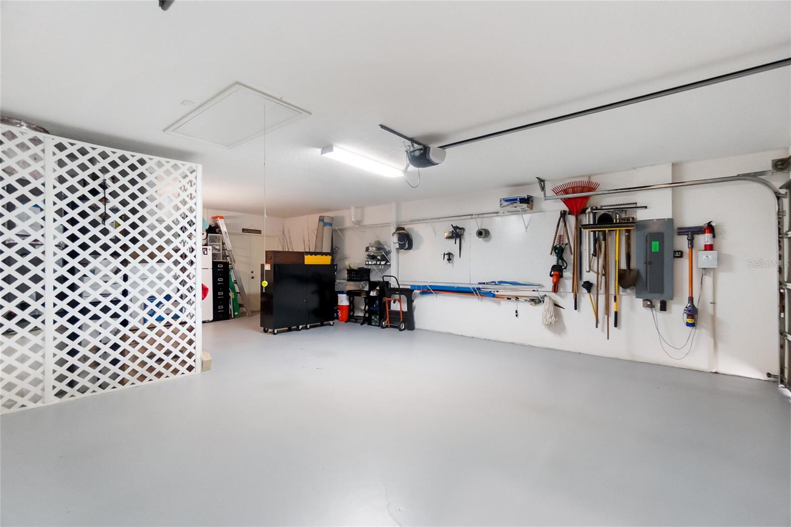 RIVERDALE REV - Residential