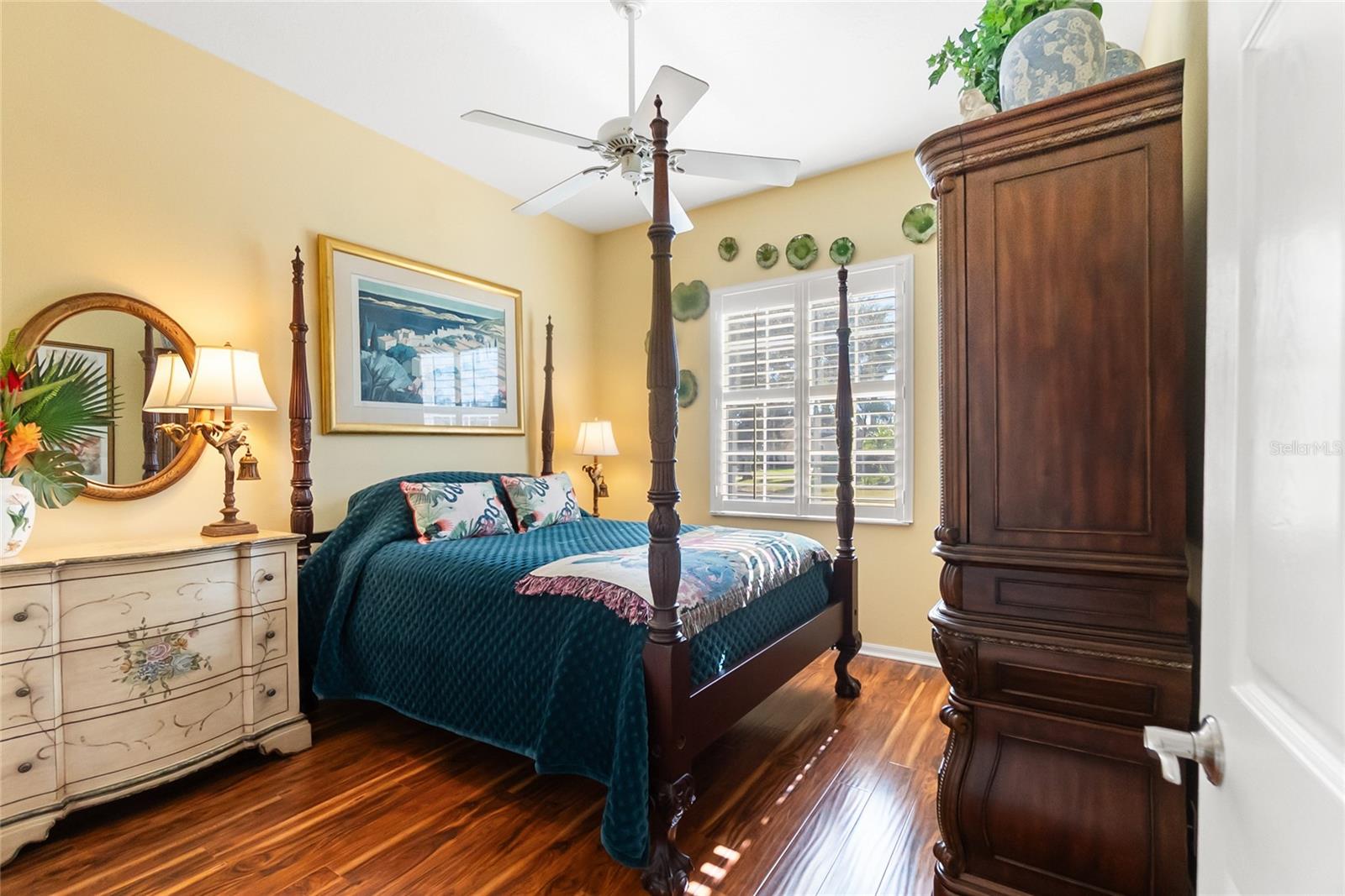 RIVERDALE REV - Residential