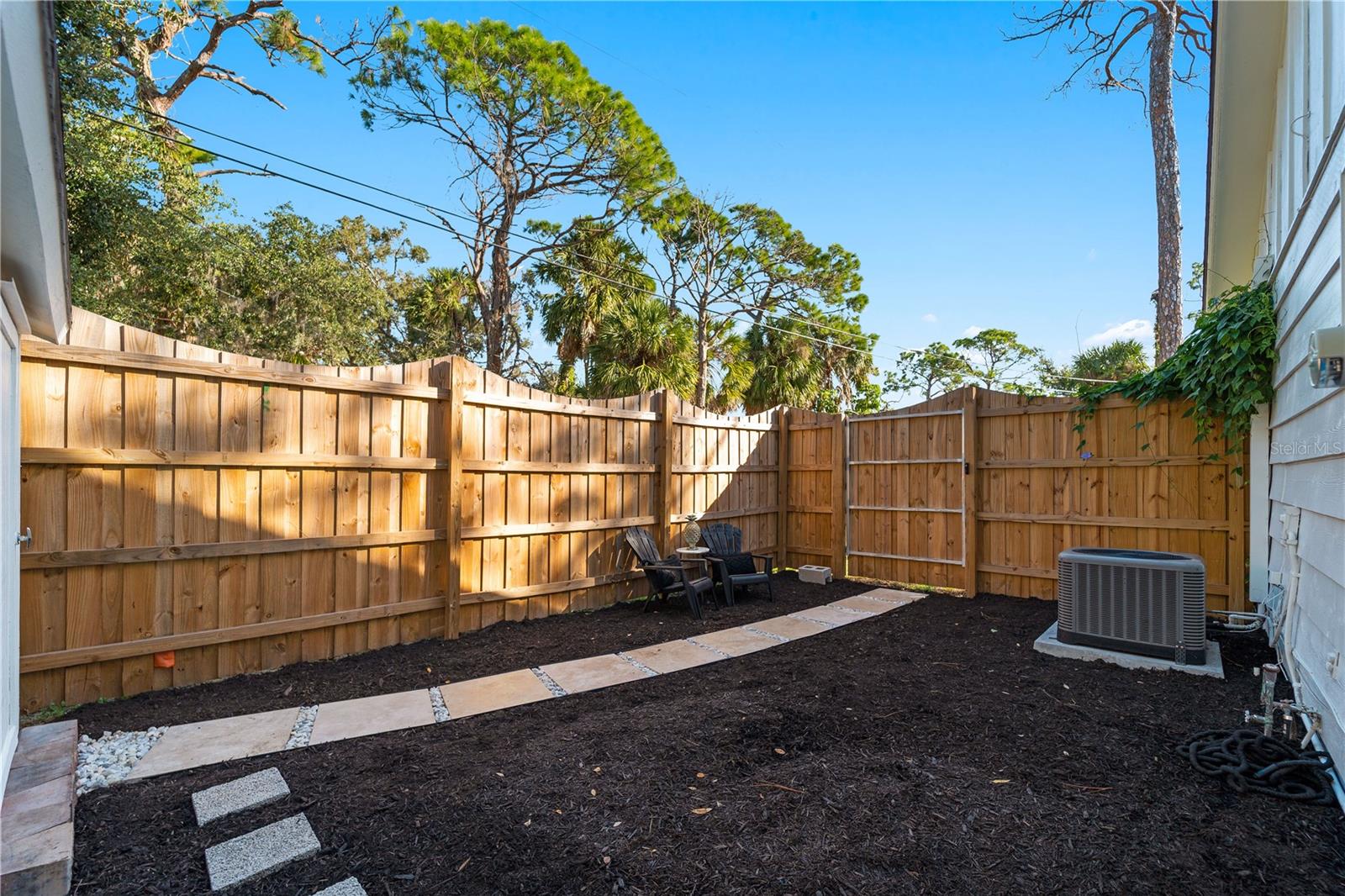 N ENGLEWOOD REP - Residential Lease