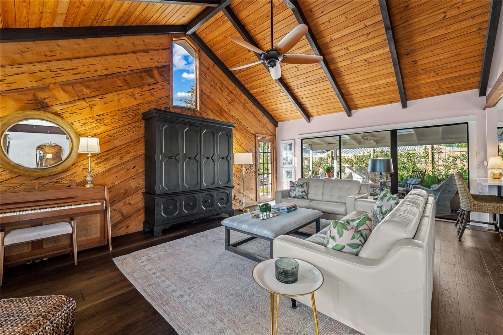 N ENGLEWOOD REP - Residential Lease