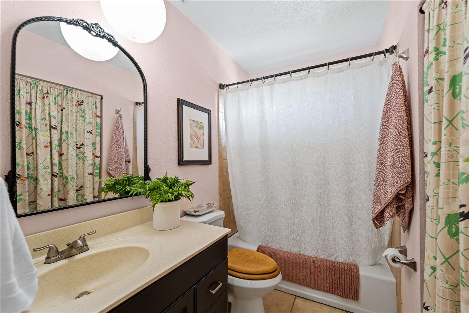 N ENGLEWOOD REP - Residential Lease