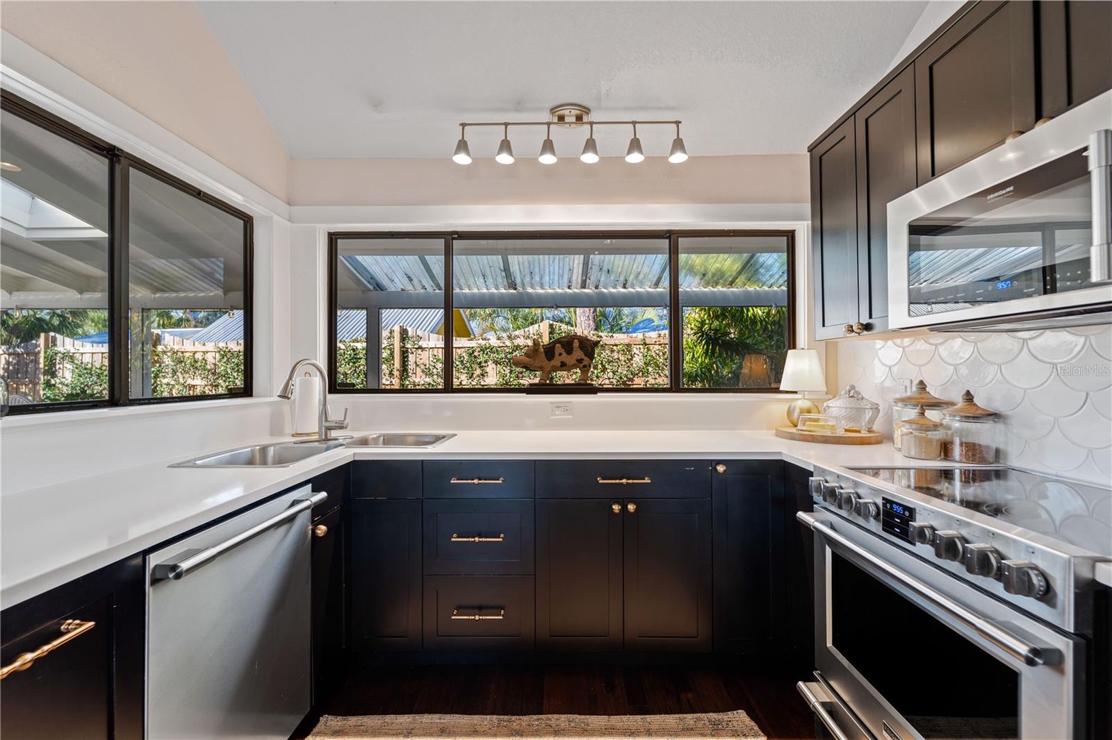 N ENGLEWOOD REP - Residential Lease