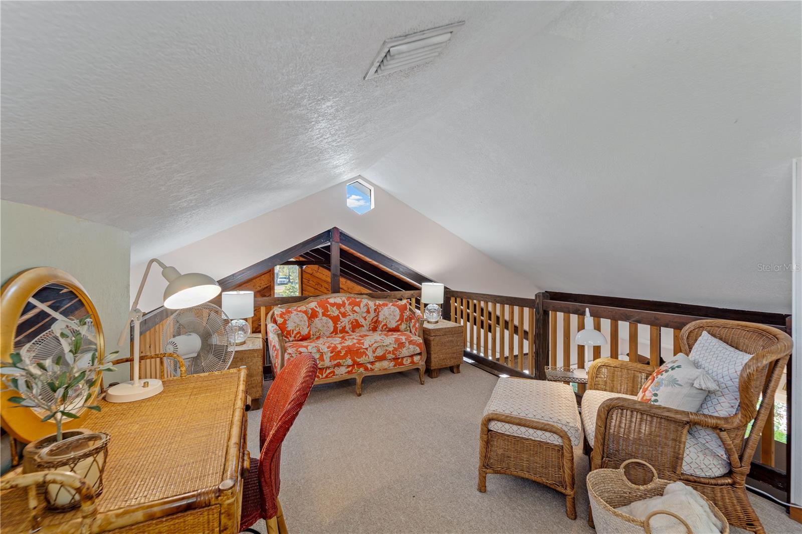 N ENGLEWOOD REP - Residential Lease