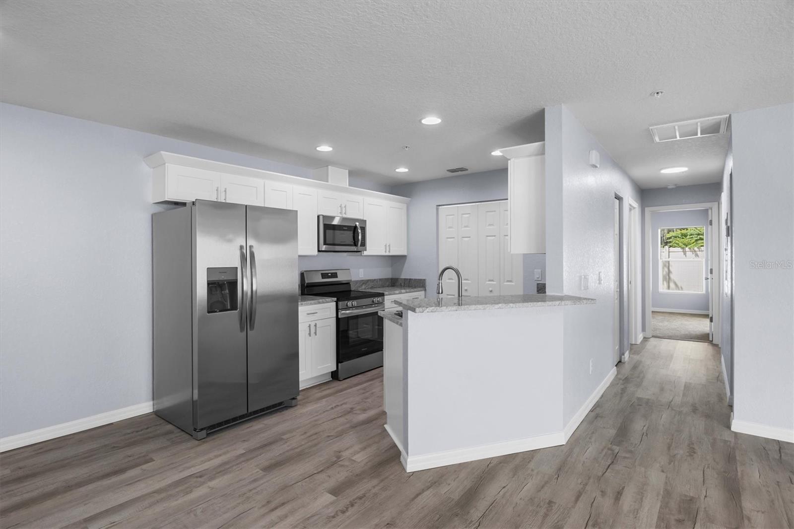 4078 OAK LOOP
