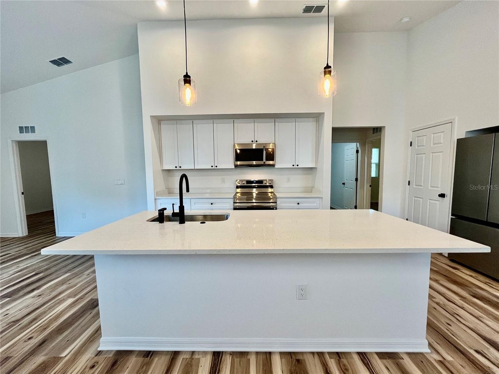 Photo of 2416 Taylor Rd S, Auburndale, FL 33823 (MLS # O6449040)