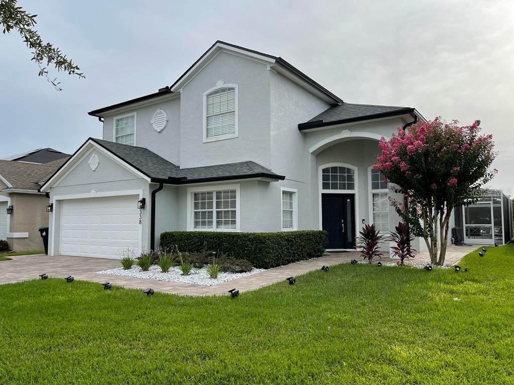 Photo of 5338 Los Palma Vista Drive, Orlando, FL 32837 (MLS # O6426339)
