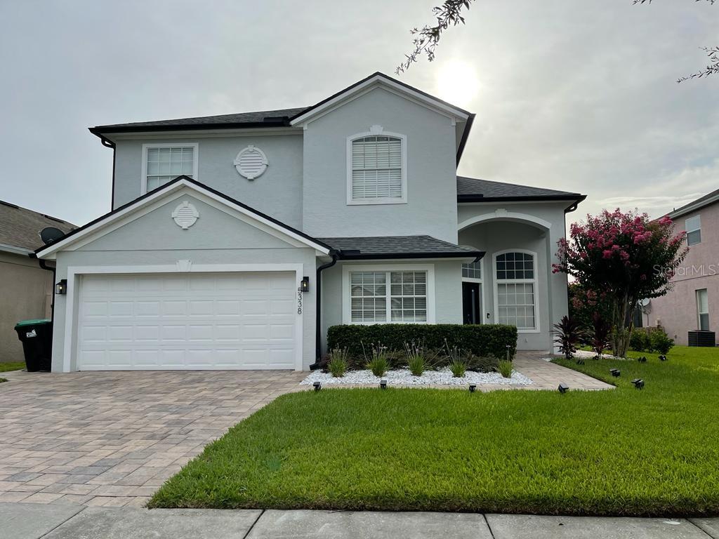 Photo of 5338 Los Palma Vista Drive, Orlando, FL 32837 (MLS # O6426339)