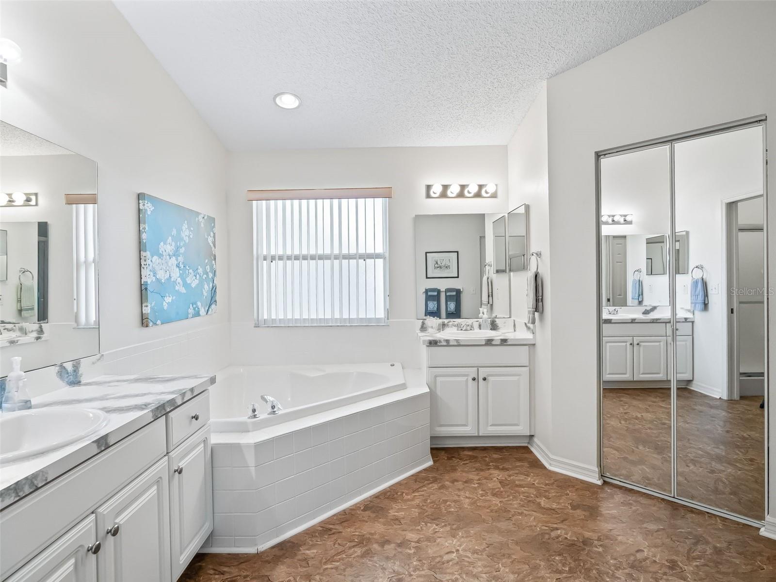 PENNBROOKE FAIRWAYS - Residential