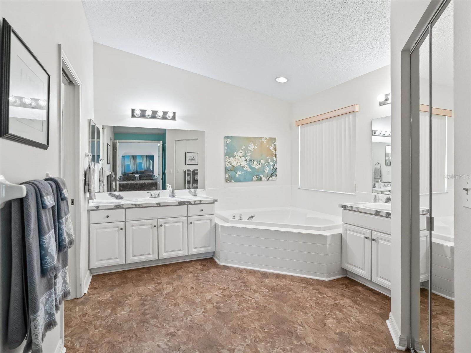 PENNBROOKE FAIRWAYS - Residential