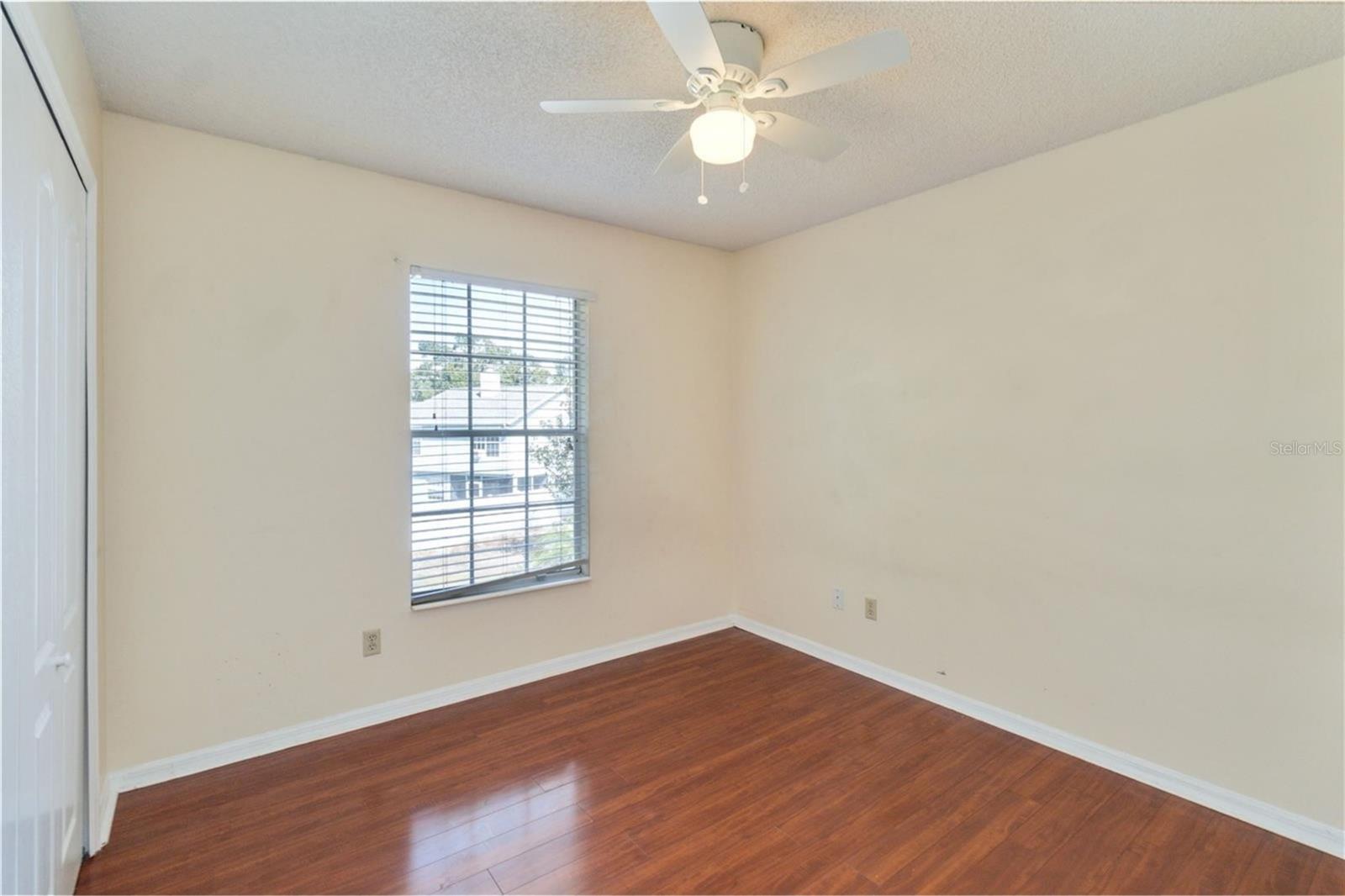 COUNTRY LANE - Residential Lease