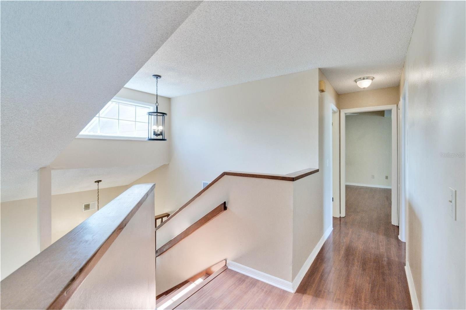 COUNTRY LANE - Residential Lease