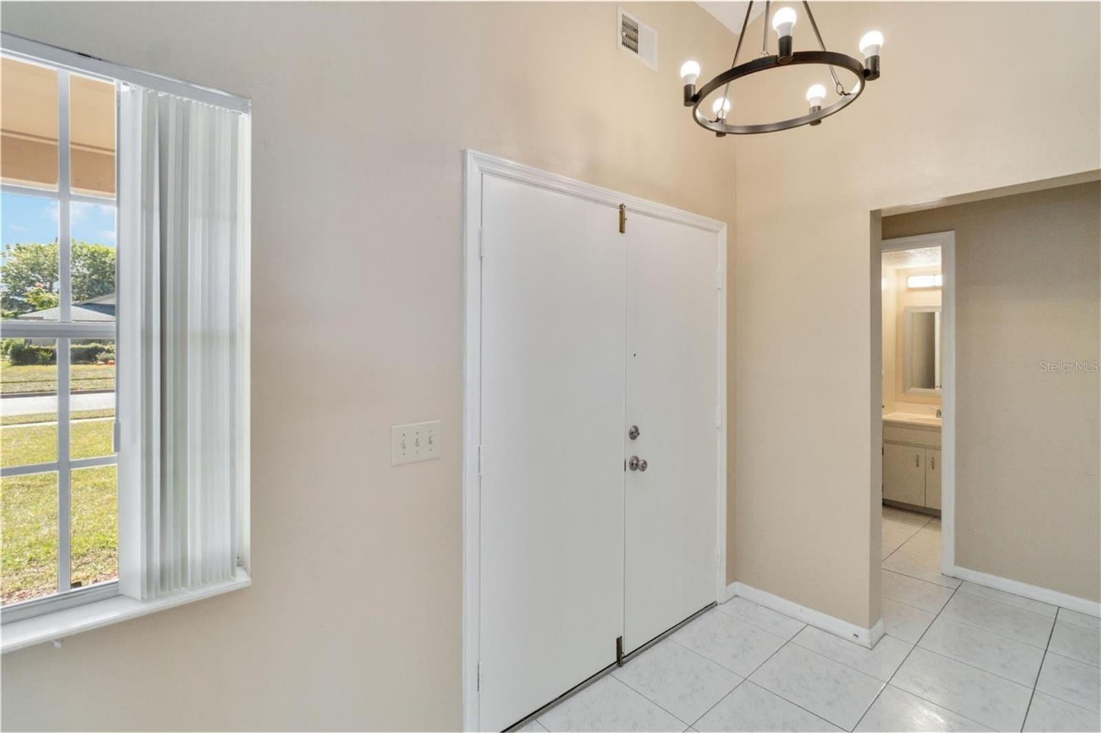 COUNTRY LANE - Residential Lease