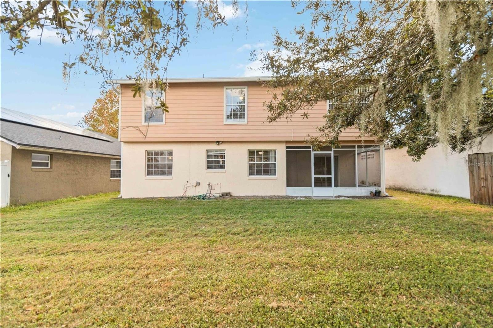 COUNTRY LANE - Residential Lease