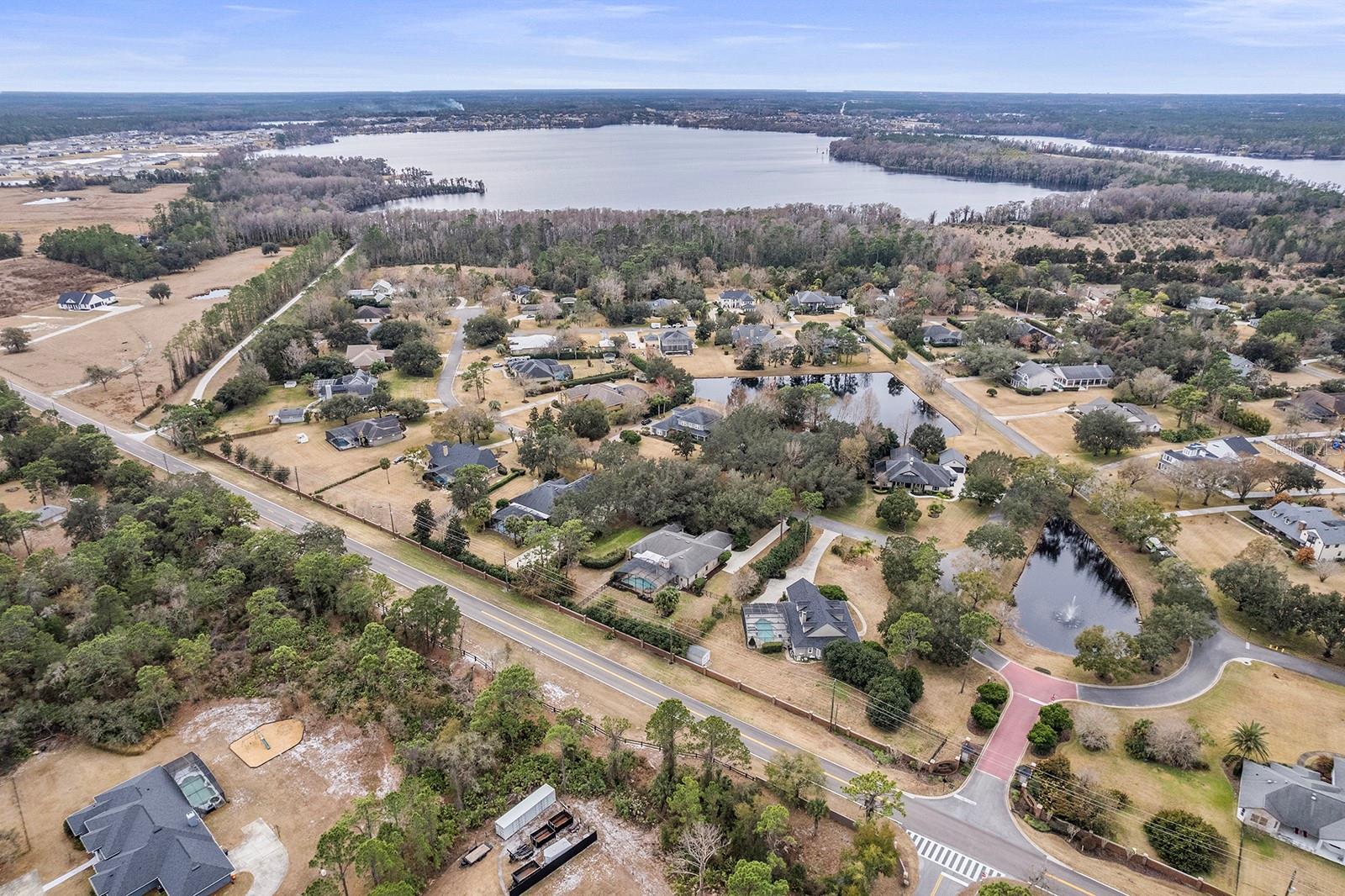 KILLALOE BY THE LAKE - Residential