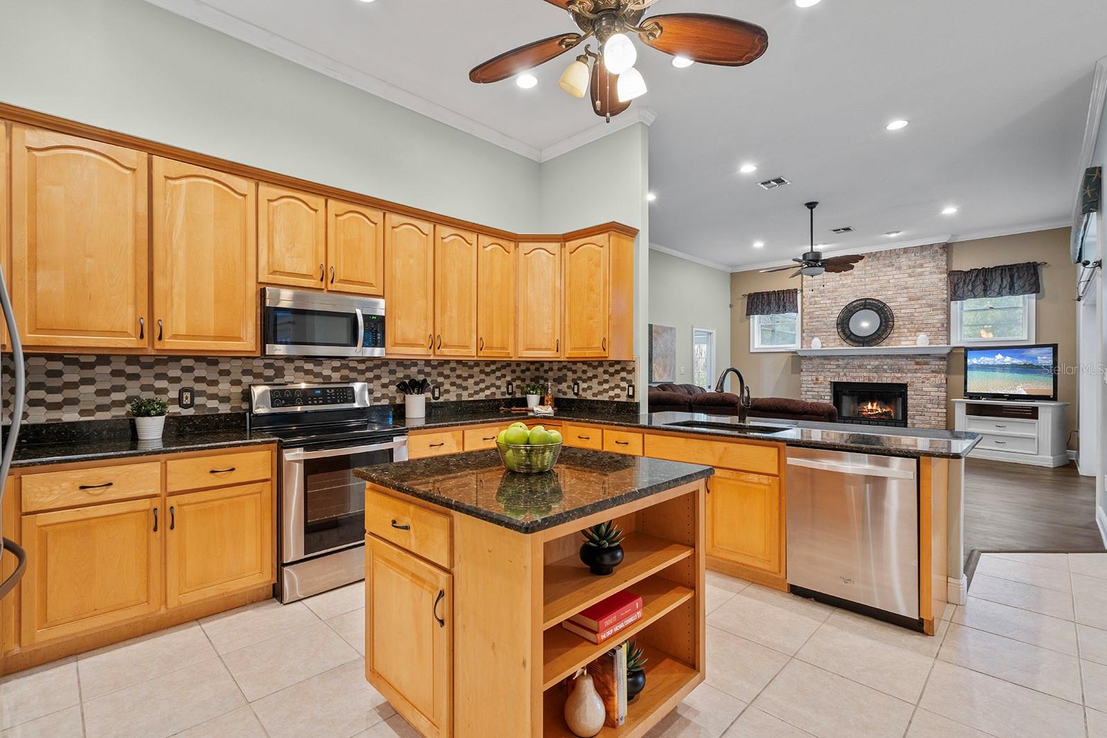 KILLALOE BY THE LAKE - Residential