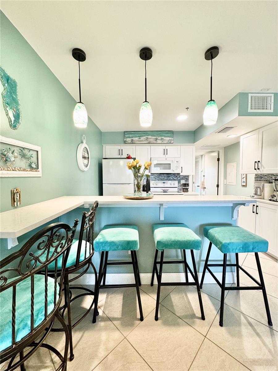 HIDEAWAY BAY BEACH CLUB PH 07 - Residential