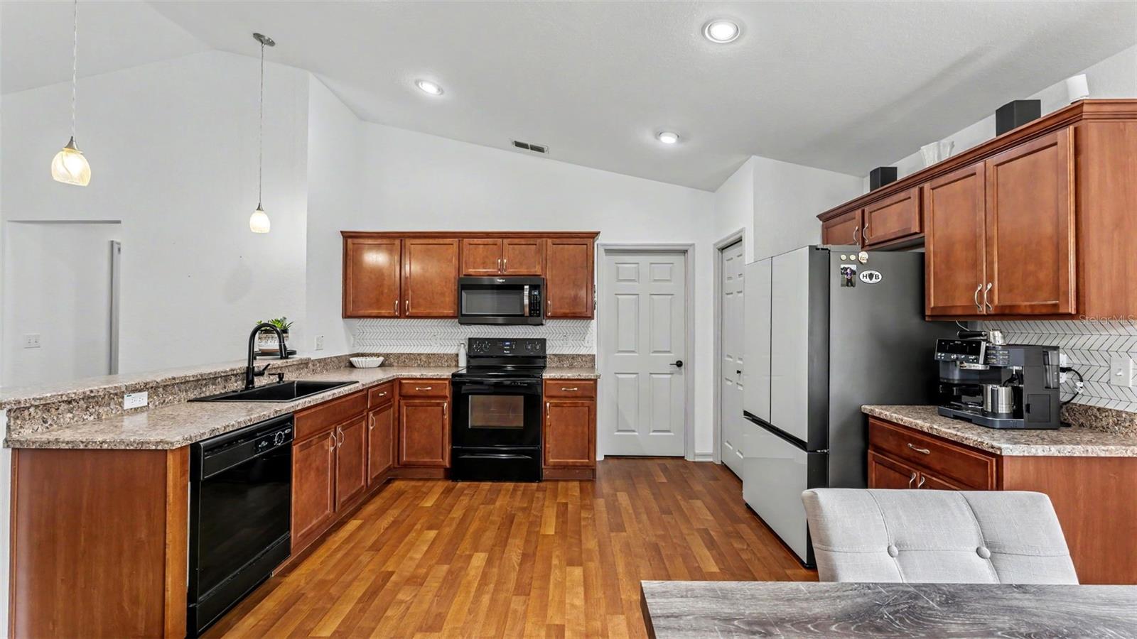 5030 BELMONT PARK LANE