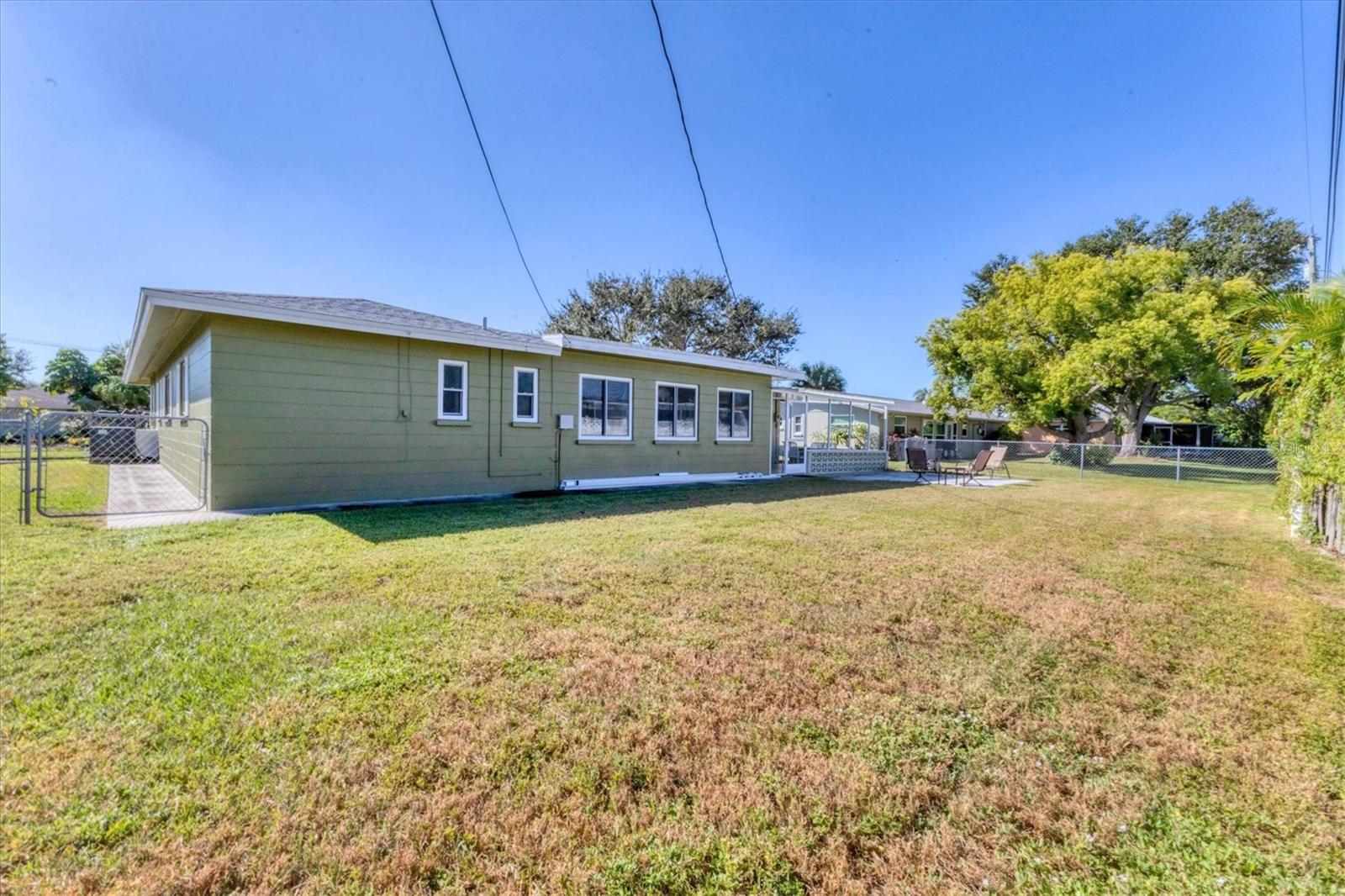 GULF GATE - Residential