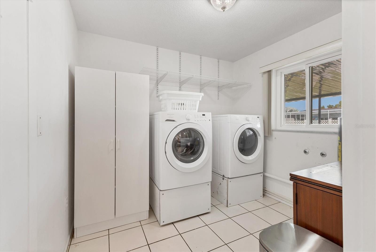 GULF GATE - Residential