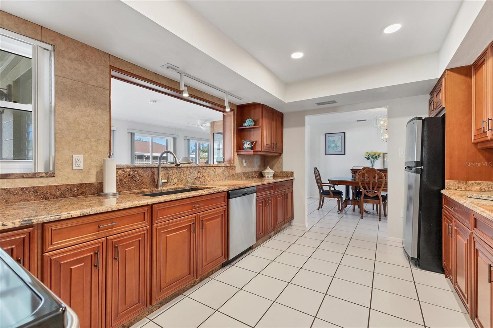 GULF GATE - Residential