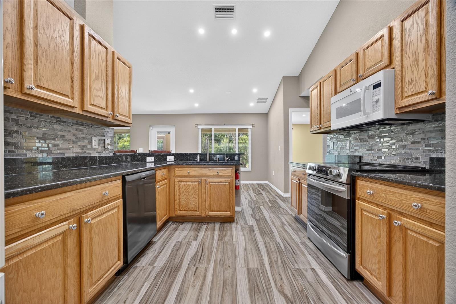 PUNTA GORDA ISLES SEC 20 - Residential