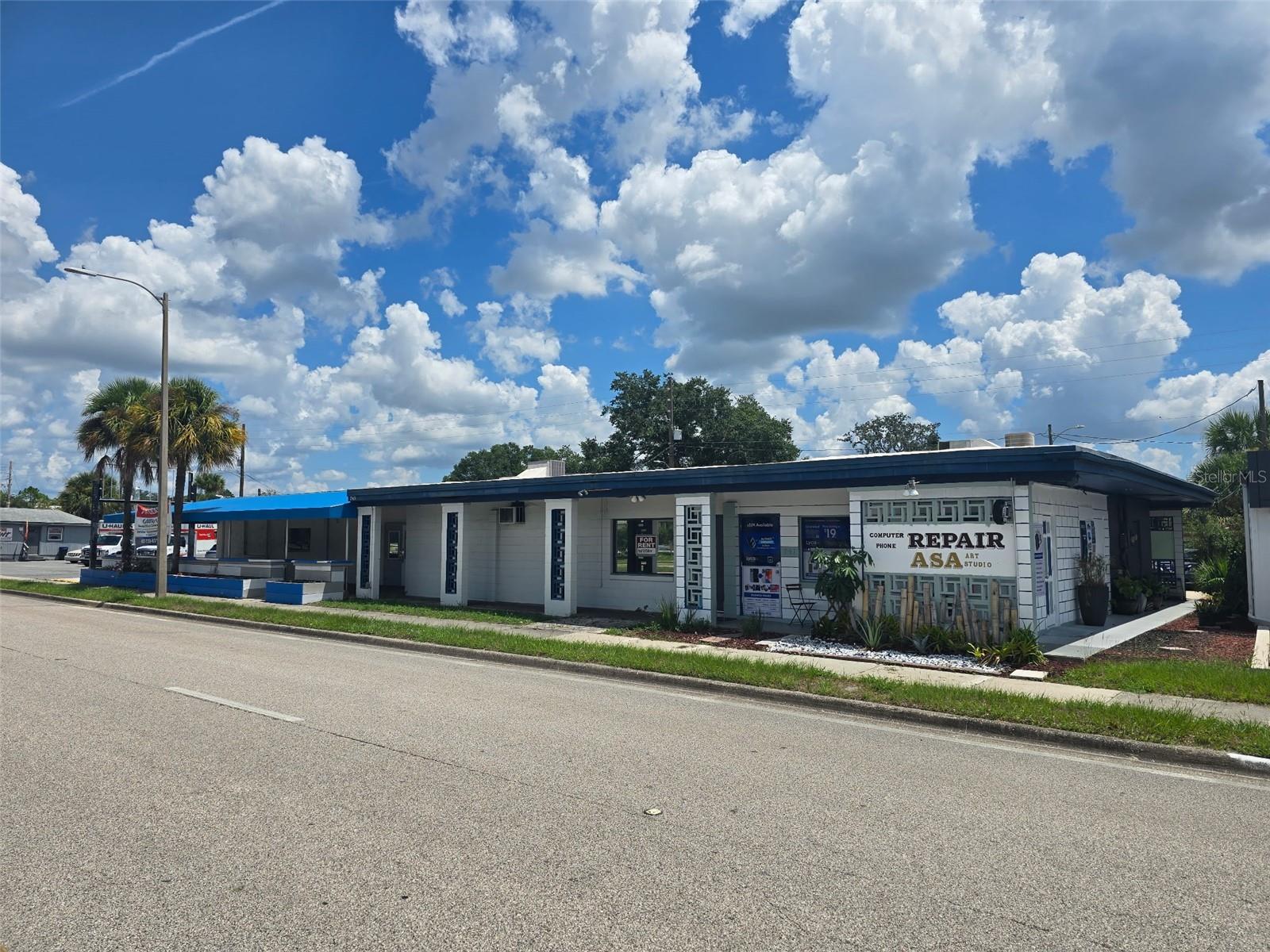 Bennett Retail Site is a prime three-unit retail property located at 741 Bennett Rd, Orlando, FL 32803. Situated in the heart of one of Orlando’s most vibrant and affluent trade areas, this 3,946 SF concrete block building sits on a 0.38-acre lot and offers strong visibility and accessibility.
The property features a well-diversified tenant mix, including a window tinting business, electronics repair shop, and a restaurant space with a liquor license in place, offering immediate operational potential for food and beverage operators. The restaurant suite boasts 2,146 SF, representing over half of the building’s footprint, and is well-positioned for an owner-user or investor seeking to capture the area’s high consumer spending. Zoning is MU-2/AN.
With its strategic location, existing liquor license, and strong rental income, the Bennett Retail Site offers an exceptional opportunity for investors or operators looking to establish a flagship presence in Central Florida.