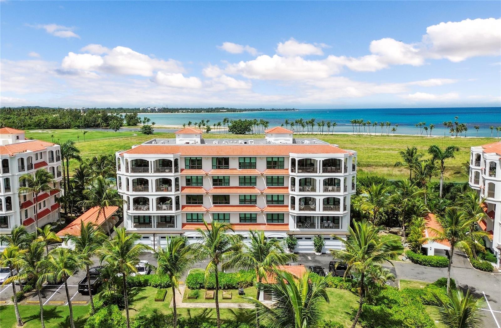 COUNTRY CLUB RESIDENCES - Residential