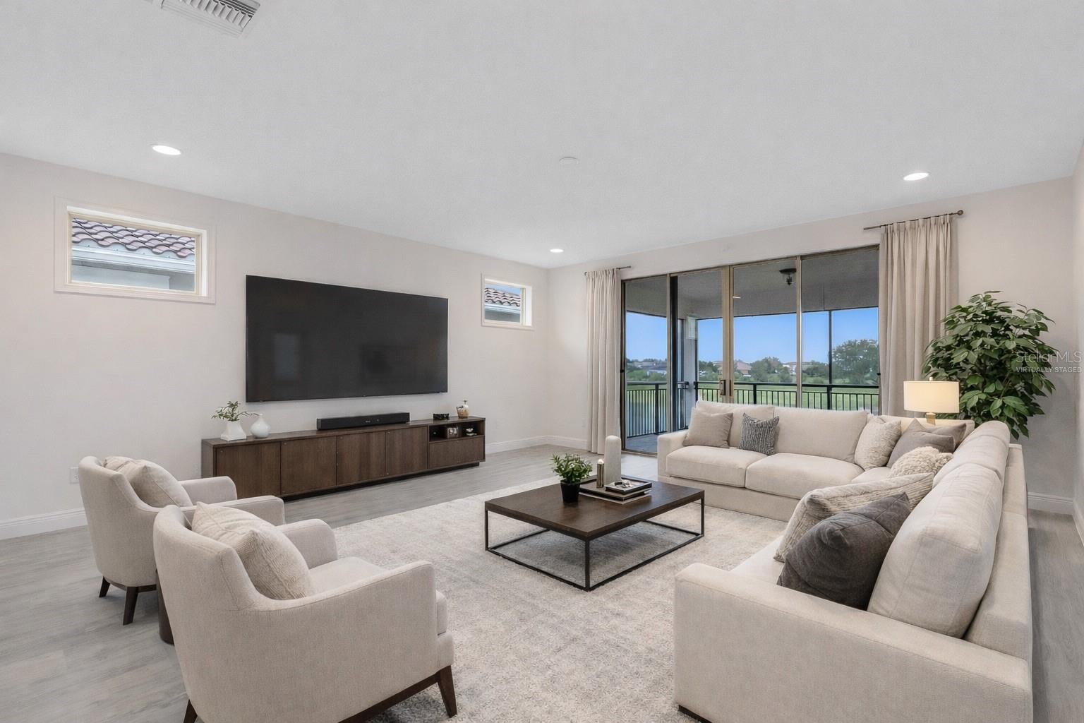 EAGLE CREEK - Residential