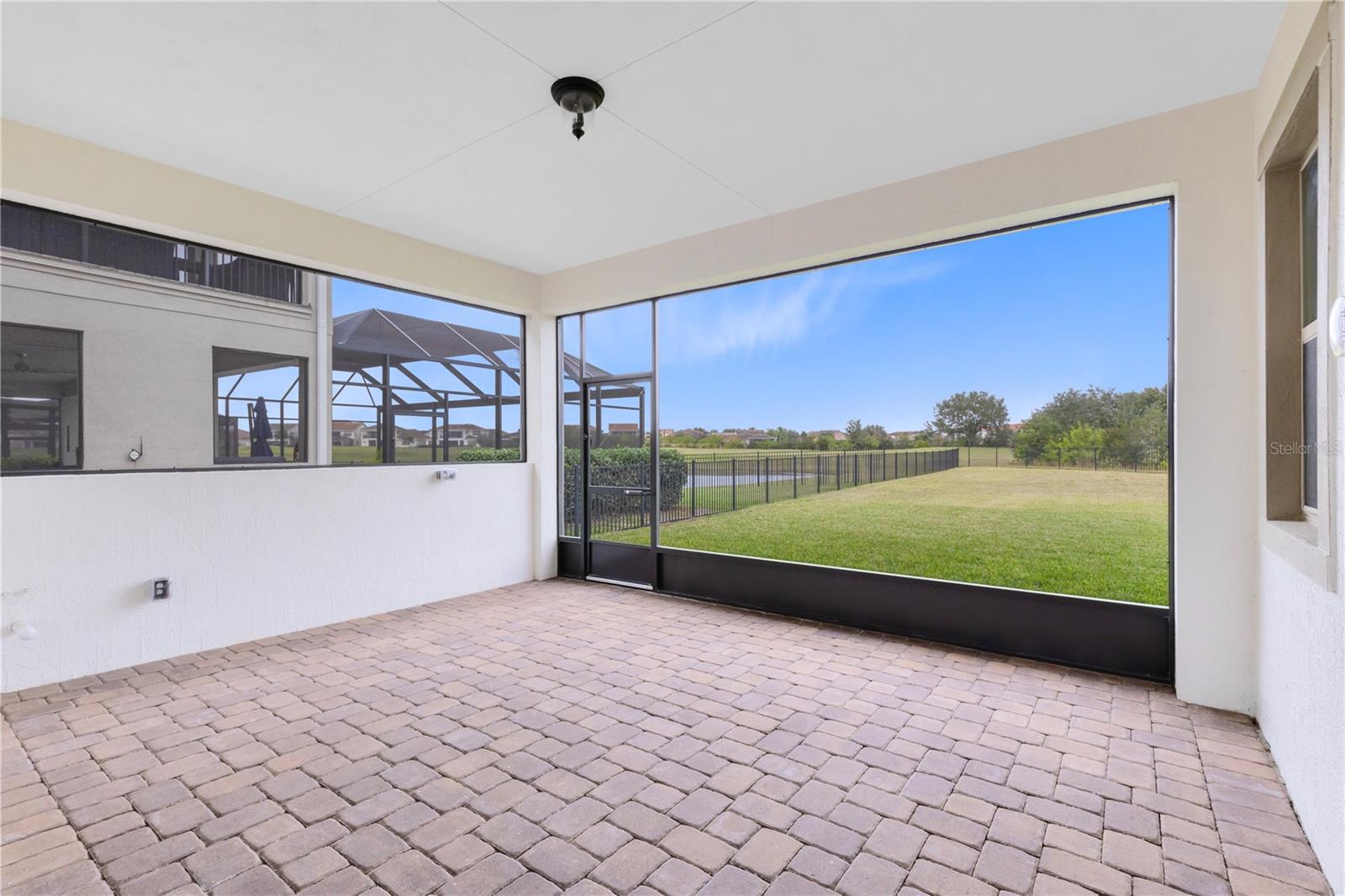 EAGLE CREEK - Residential