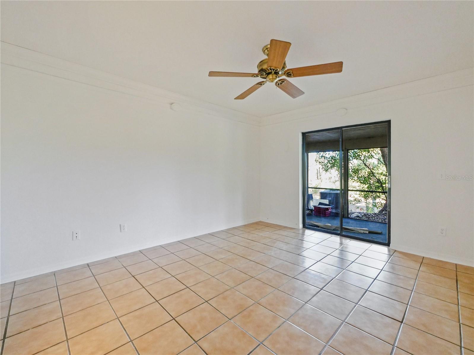 CROWN POINT BY THE SPGS - Residential