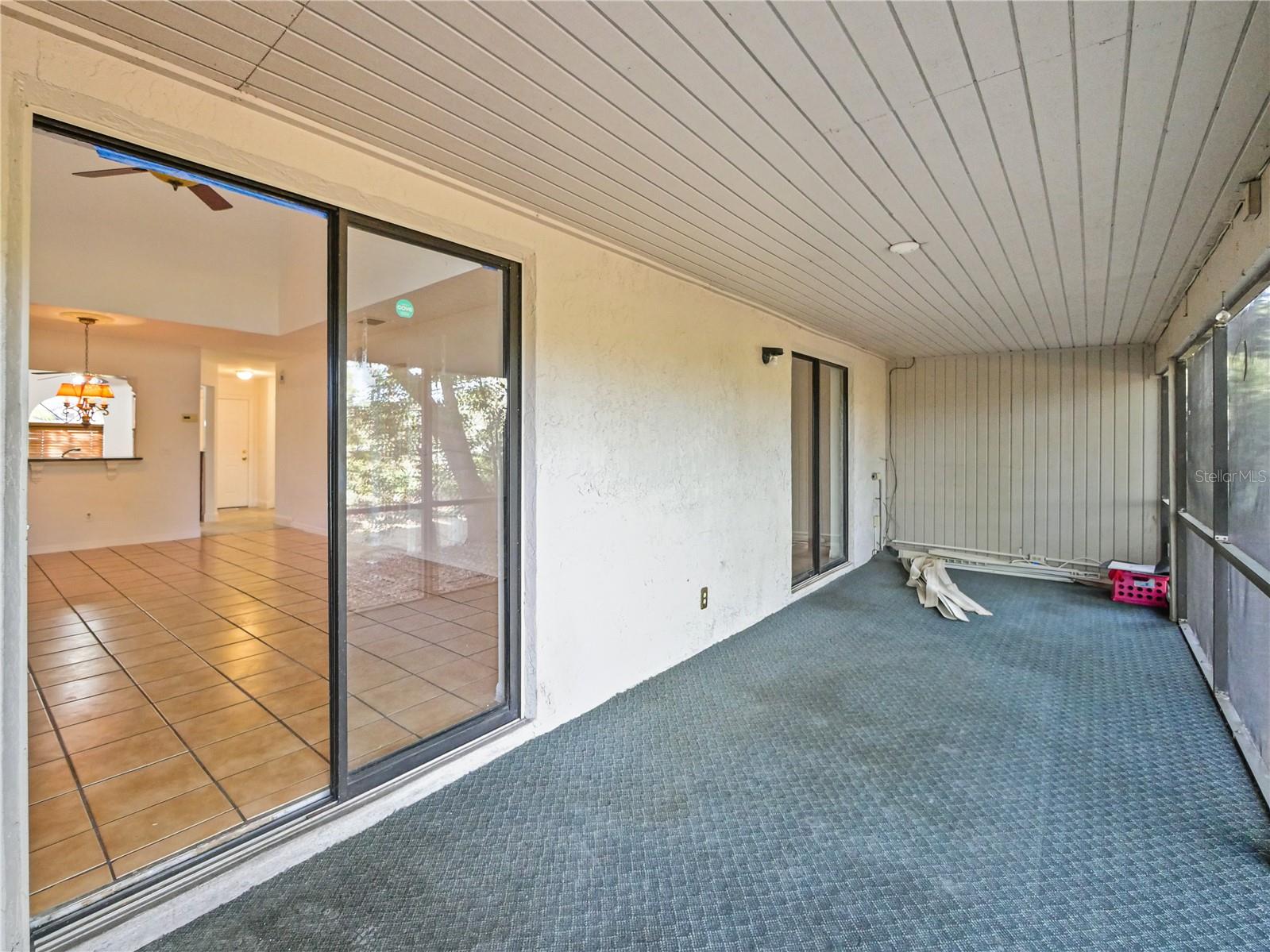 CROWN POINT BY THE SPGS - Residential