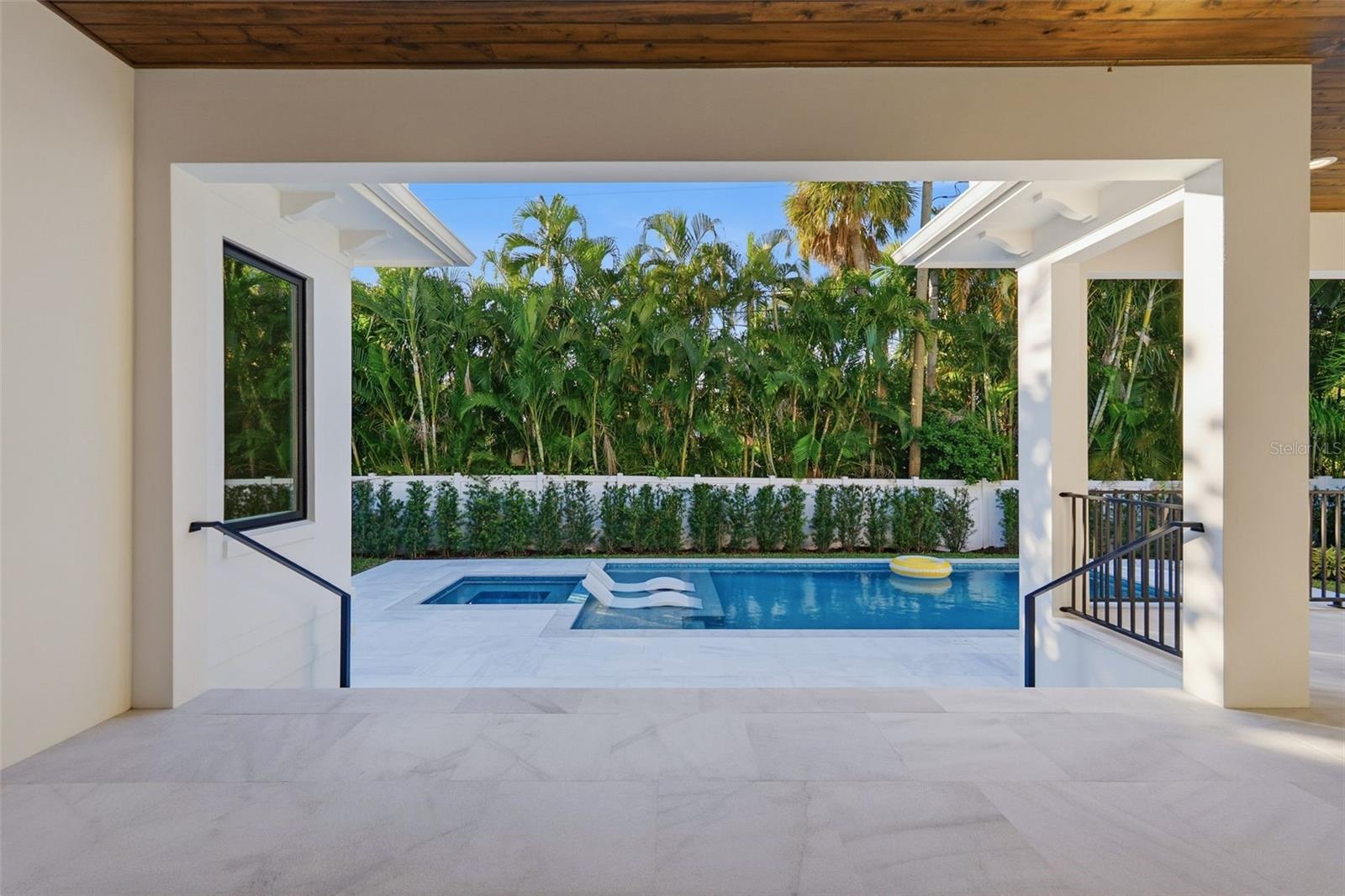 SNELL ISLE BRIGHTWATERS SEC 1 REP - Residential