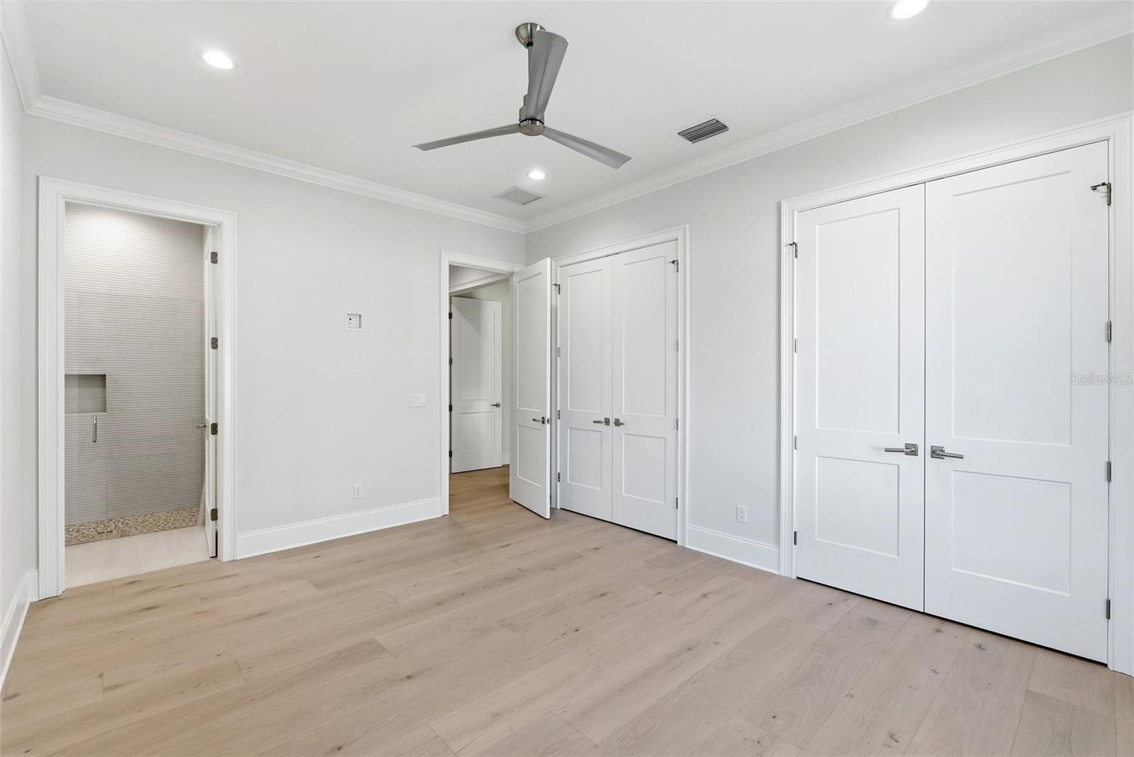 SNELL ISLE BRIGHTWATERS SEC 1 REP - Residential