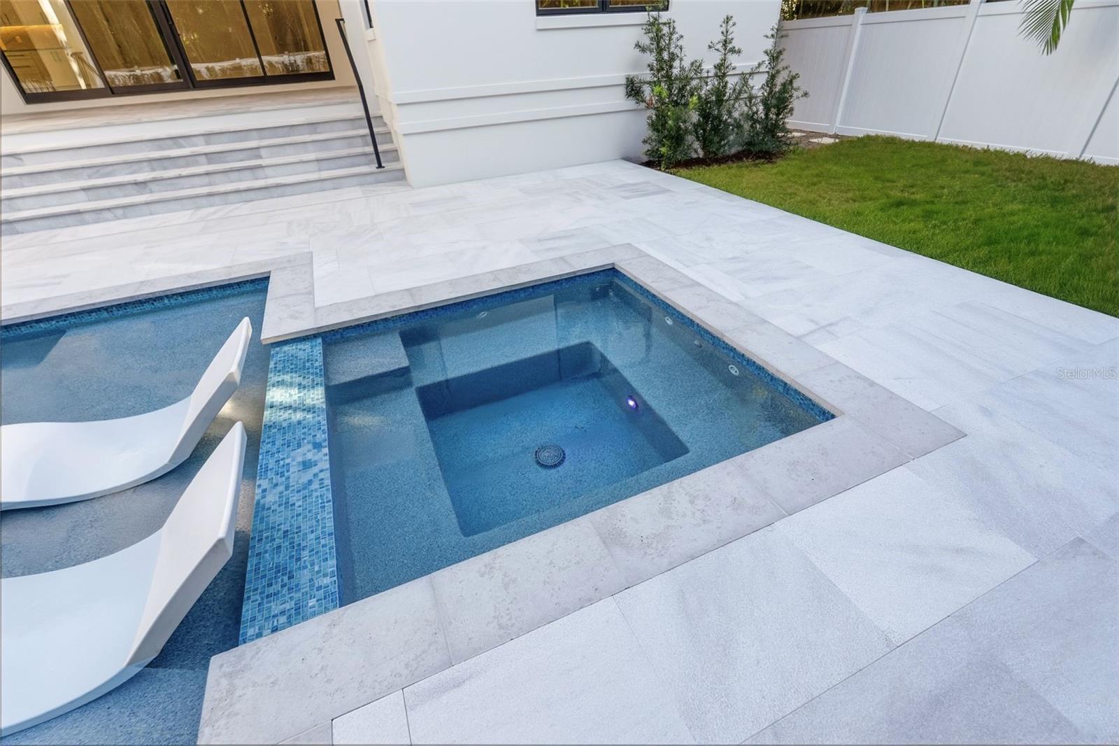 SNELL ISLE BRIGHTWATERS SEC 1 REP - Residential