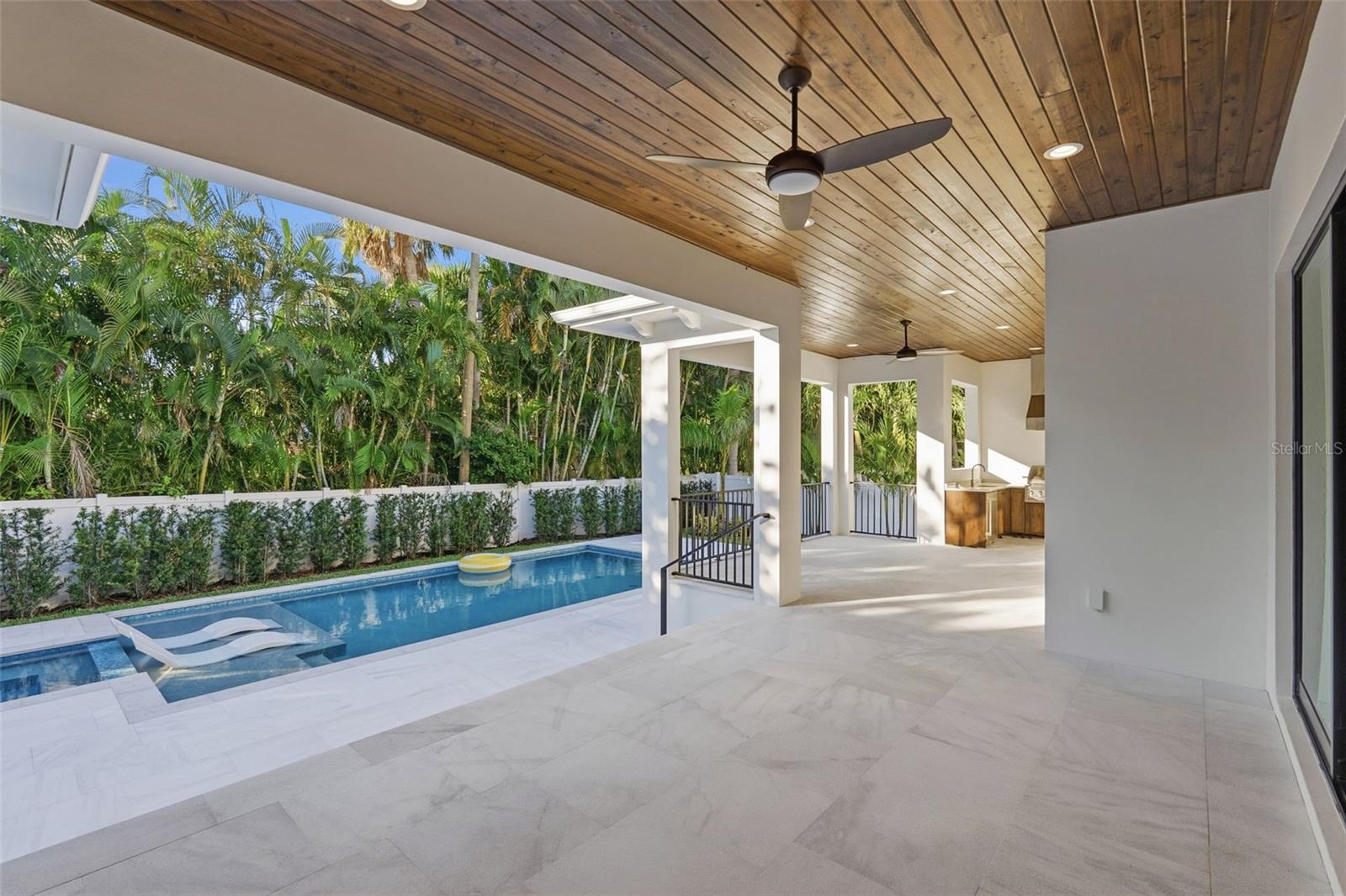 SNELL ISLE BRIGHTWATERS SEC 1 REP - Residential