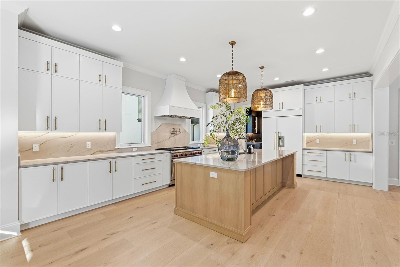 SNELL ISLE BRIGHTWATERS SEC 1 REP - Residential