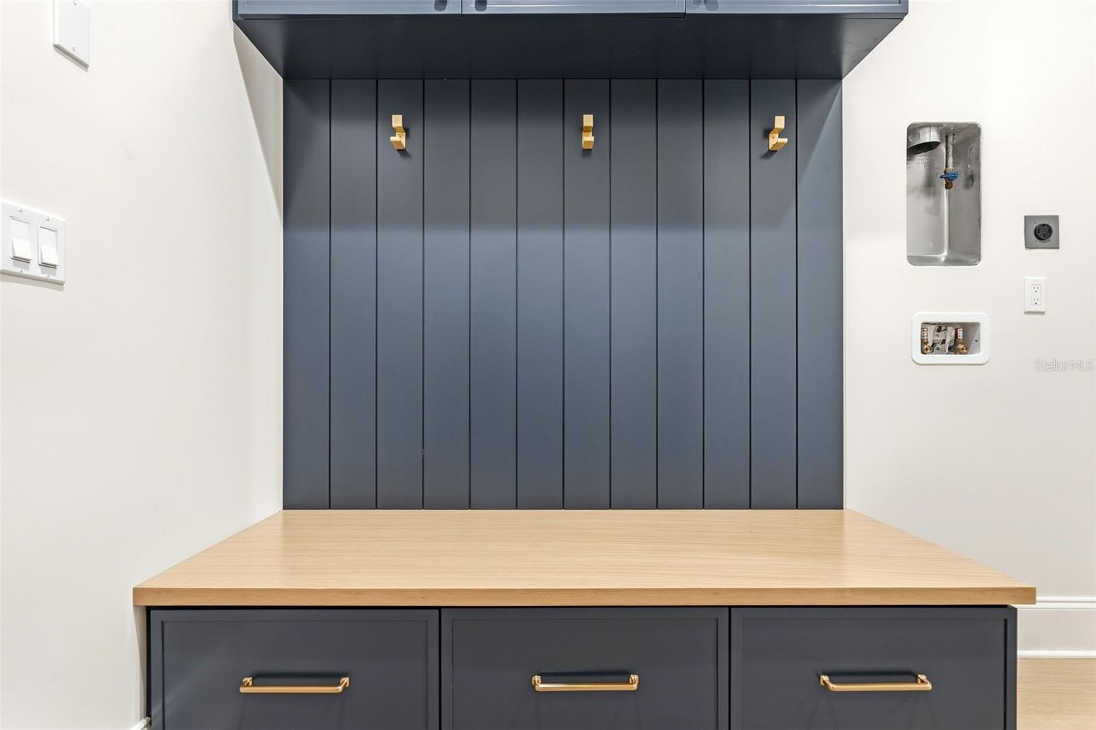 SNELL ISLE BRIGHTWATERS SEC 1 REP - Residential