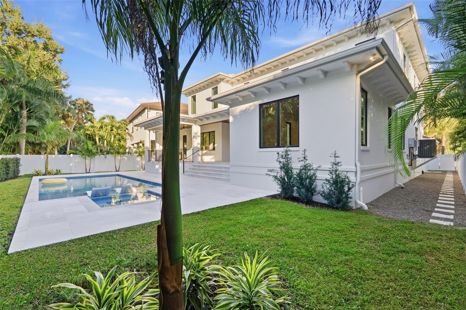 SNELL ISLE BRIGHTWATERS SEC 1 REP - Residential