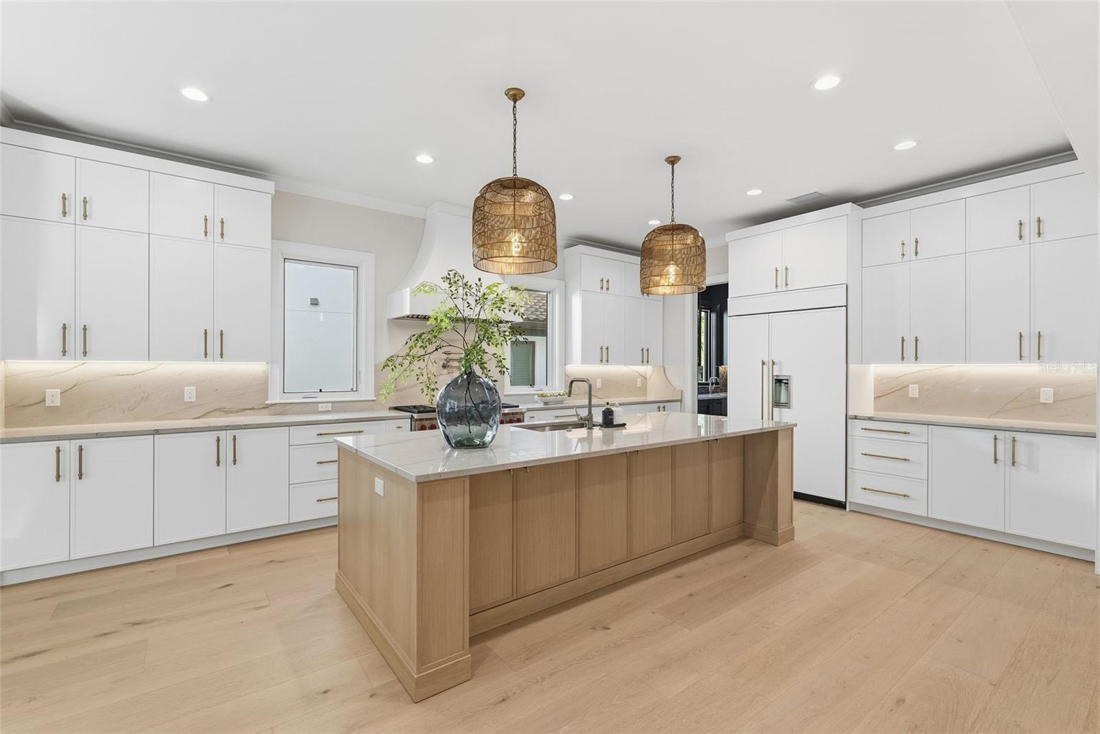 SNELL ISLE BRIGHTWATERS SEC 1 REP - Residential