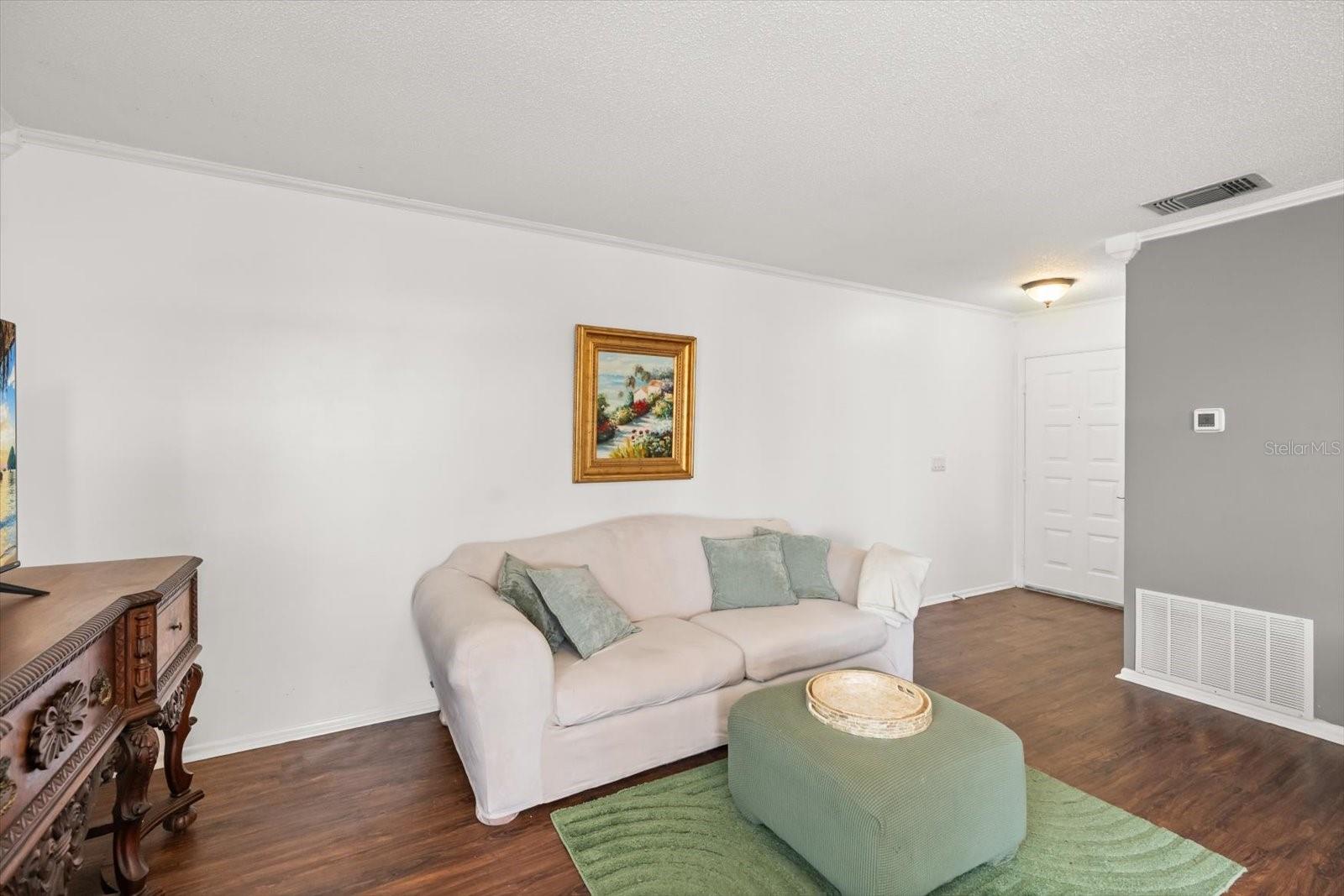 HIGHLAND VILLAGE 1 - Residential