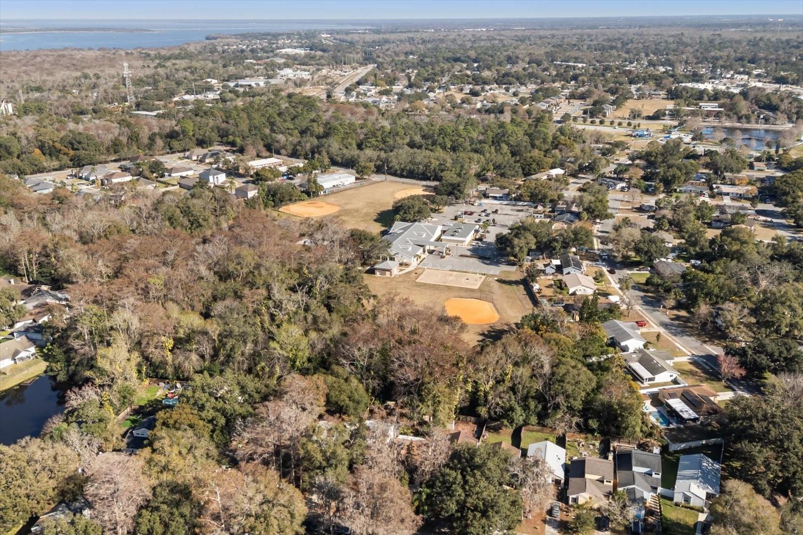 HIGHLAND VILLAGE 1 - Residential